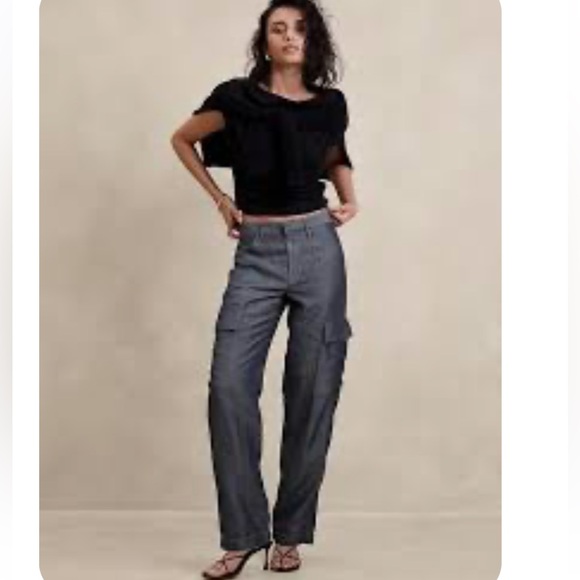 Banana Republic Pants - NWT Banana Republic MID-RISE LOOSE TENCEL™-LINEN CARGO PANT Sz 14